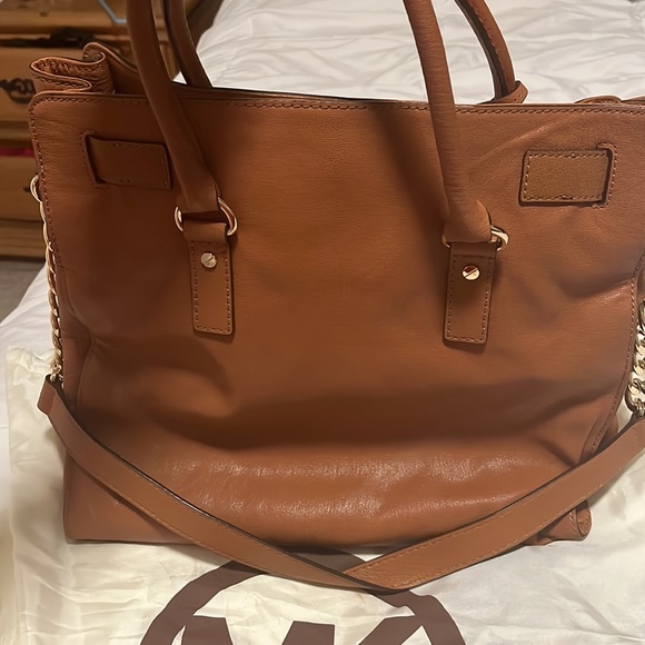 Too many bags - Picture 3 of 4